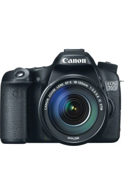 Canon EOS 70D DSLR Camera with 18-135mm STM f/3.5-5.6 Lens